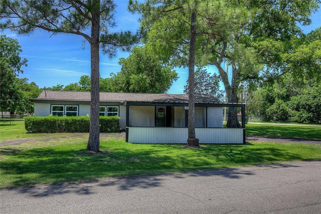 East Tawakoni, TX 75472,552 Oak Leaf Trail