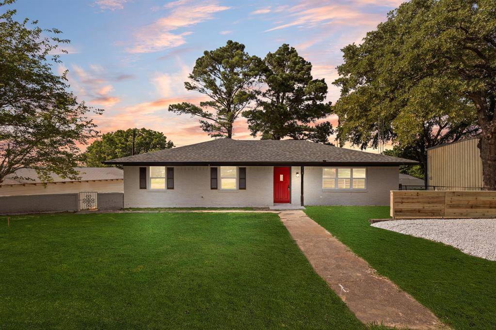 West Tawakoni, TX 75474,208 Shugar Circle