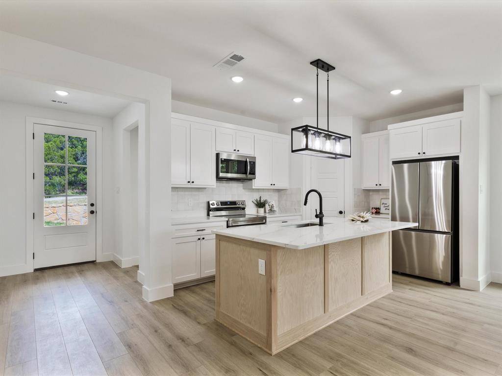 Granbury, TX 76048,5024 Waterfield Drive