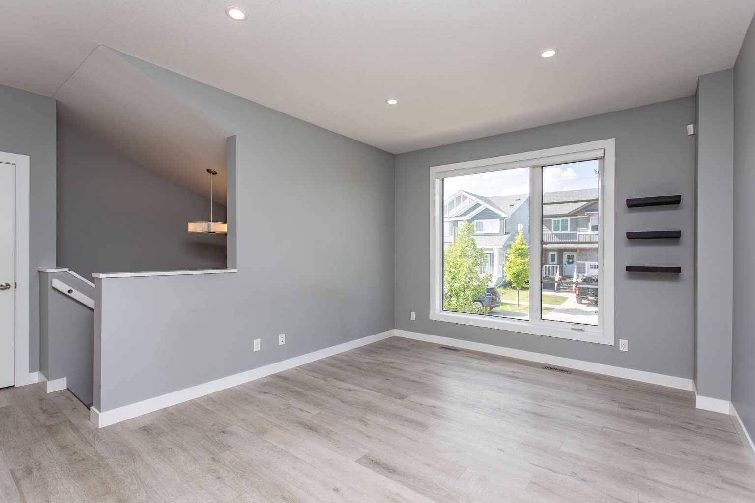 Red Deer, AB T4P 3E5,47 Ellington CRES