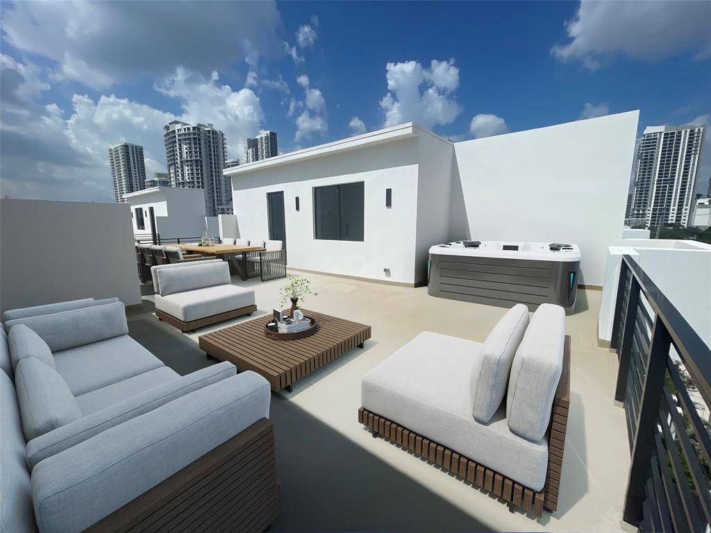 Fort Lauderdale, FL 33301,808 NE 2nd Street