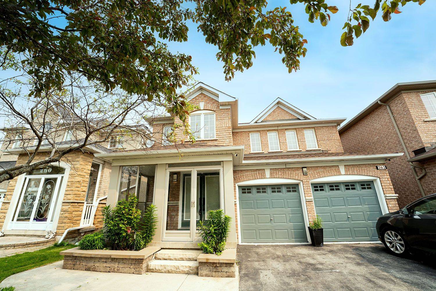 Markham, ON L3R 1K1,262 Helen AVE