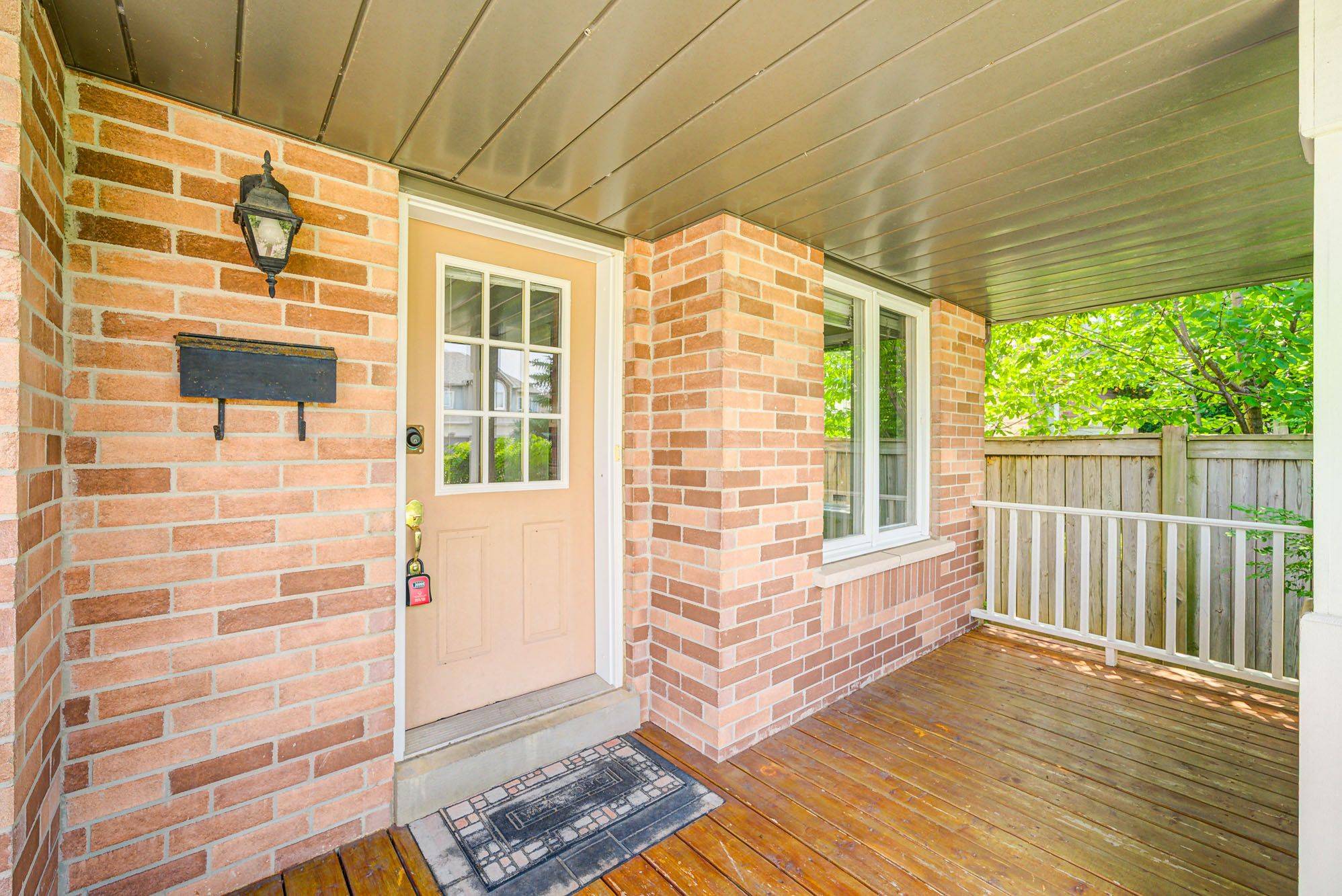 Mississauga, ON L5M 6C6,5322 Bushelgrove CIR