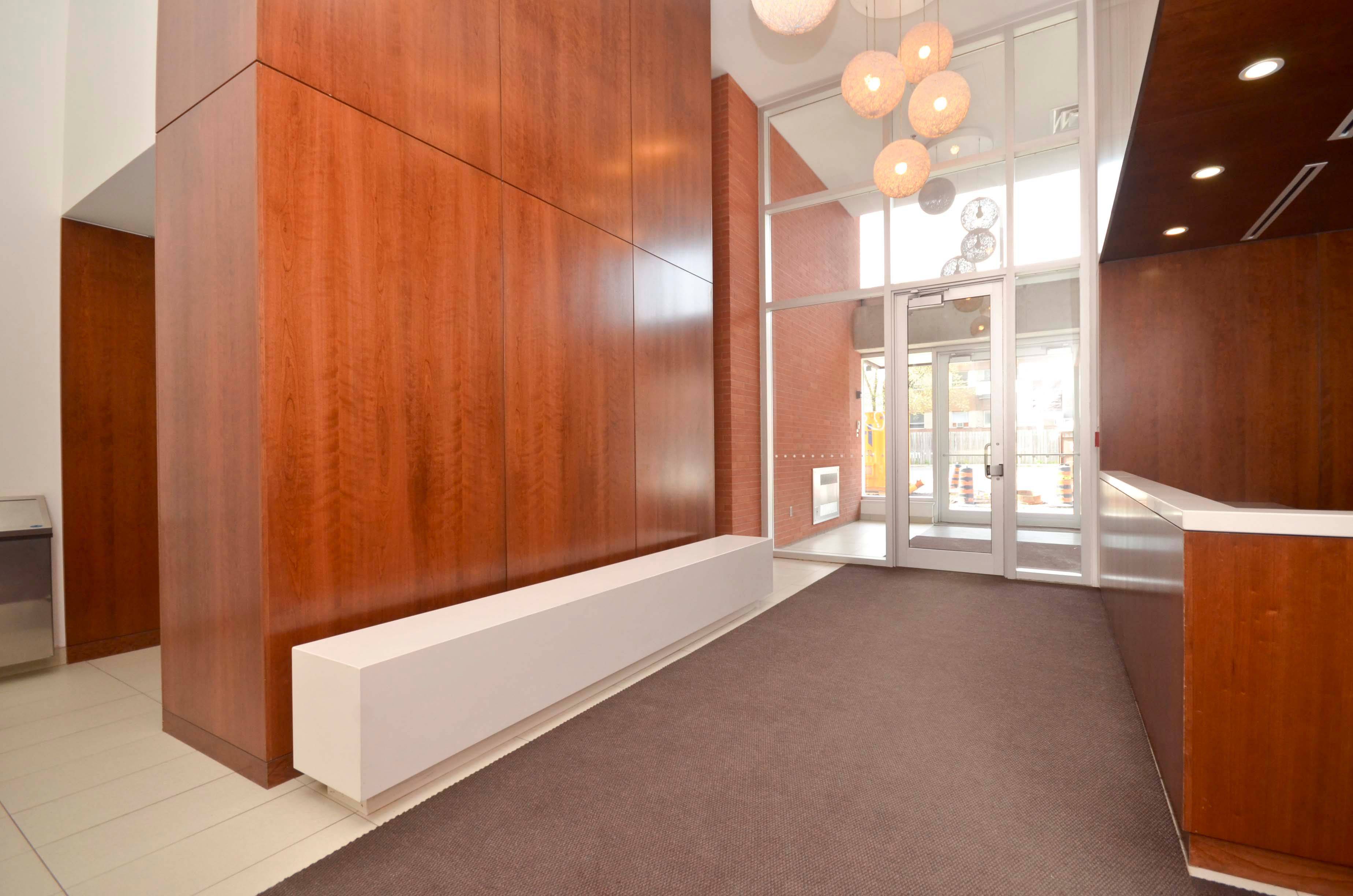 Ottawa Centre, ON K2P 0R4,354 Gladstone AVE #813