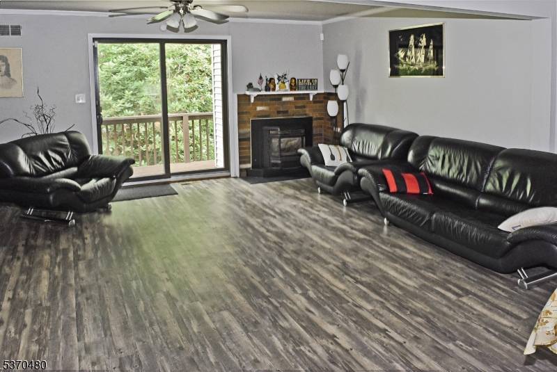 Stanhope Boro, NJ 07874,612 Stonegate Ln