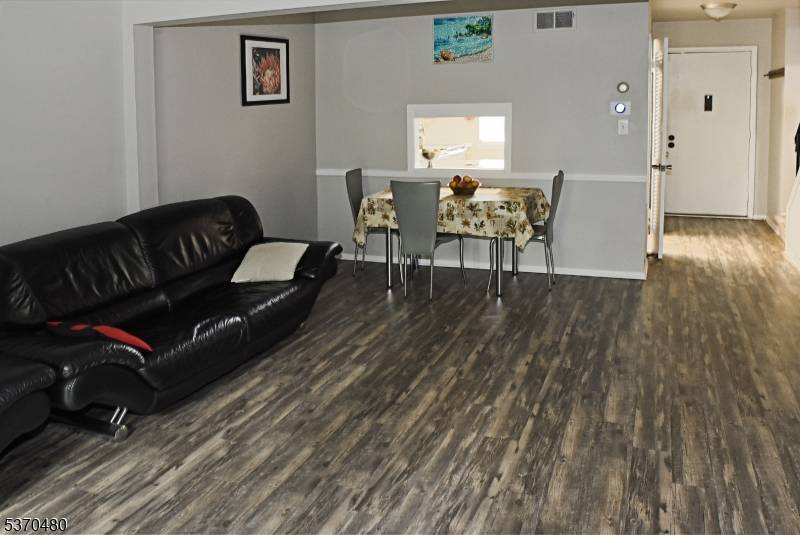 Stanhope Boro, NJ 07874,612 Stonegate Ln