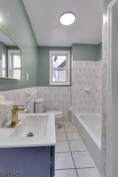Irvington Twp., NJ 07111,35 Coit St