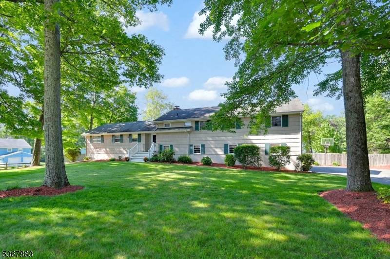 Morris Twp., NJ 07960,490 Sussex Ave