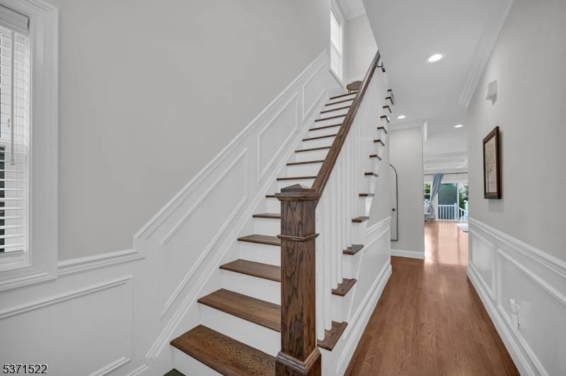 Livingston Twp., NJ 07039,16 Mccall Ave