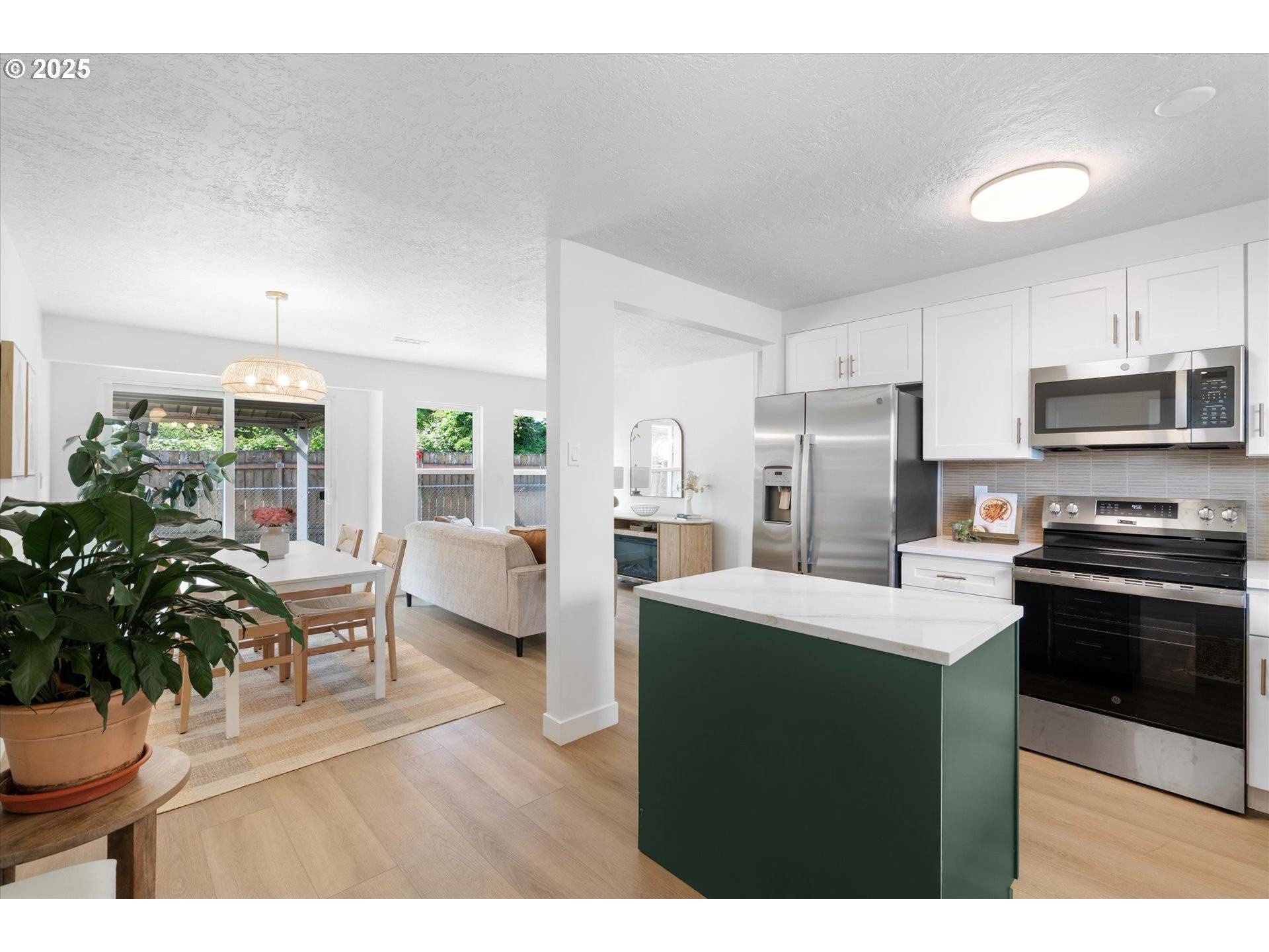 Portland, OR 97220,11510 NE SAN RAFAEL ST