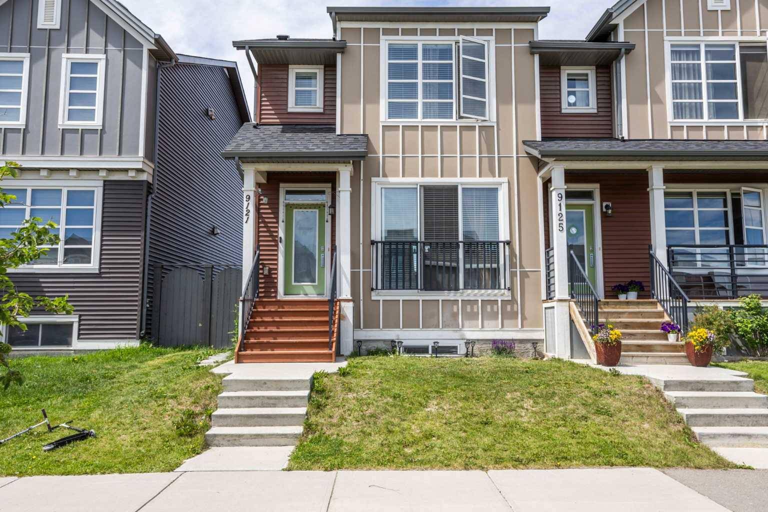 Calgary, AB T3J 0V5,9121 52 ST NE