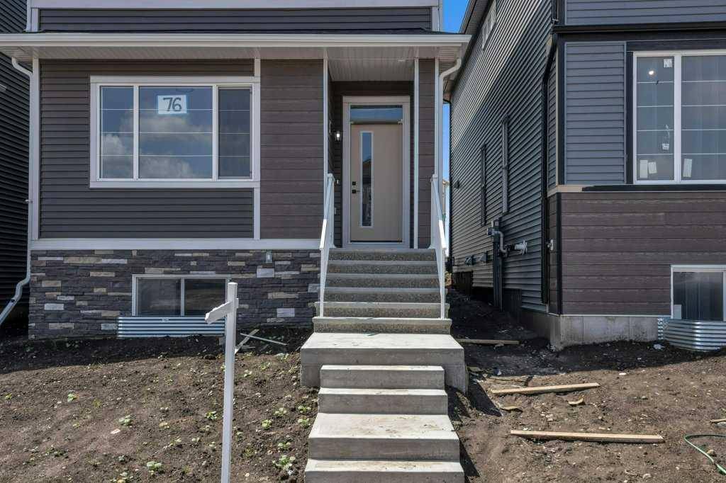 Calgary, AB T3J 5W2,76 Homestead VW NE