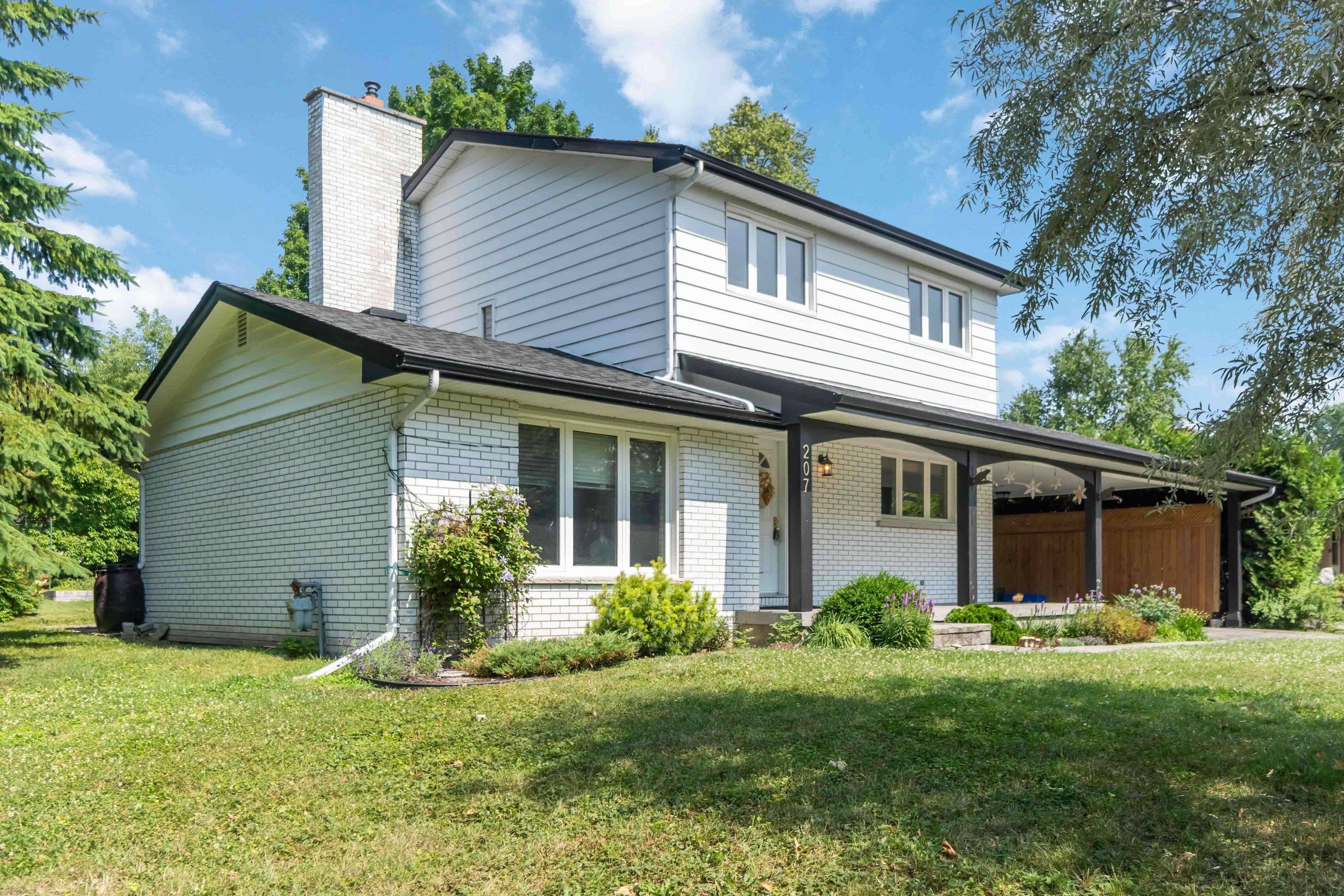 North Grenville, ON K0G 1J0,207 Curry ST