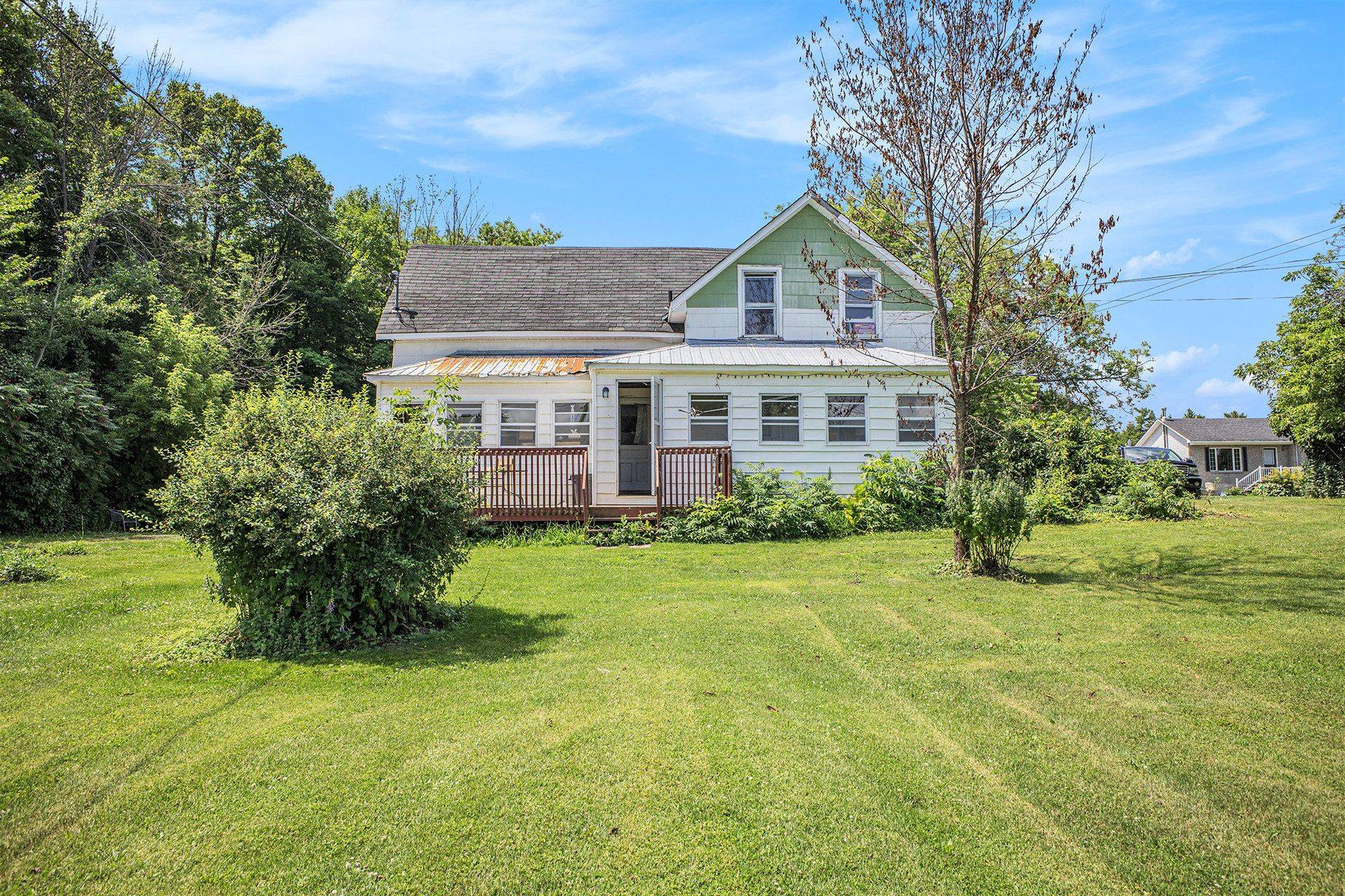 Mcnab/braeside, ON K0A 1G0,145 Sarah ST E