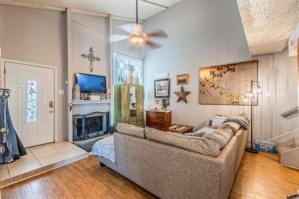 Carrollton, TX 75006,2654 Via Catalina