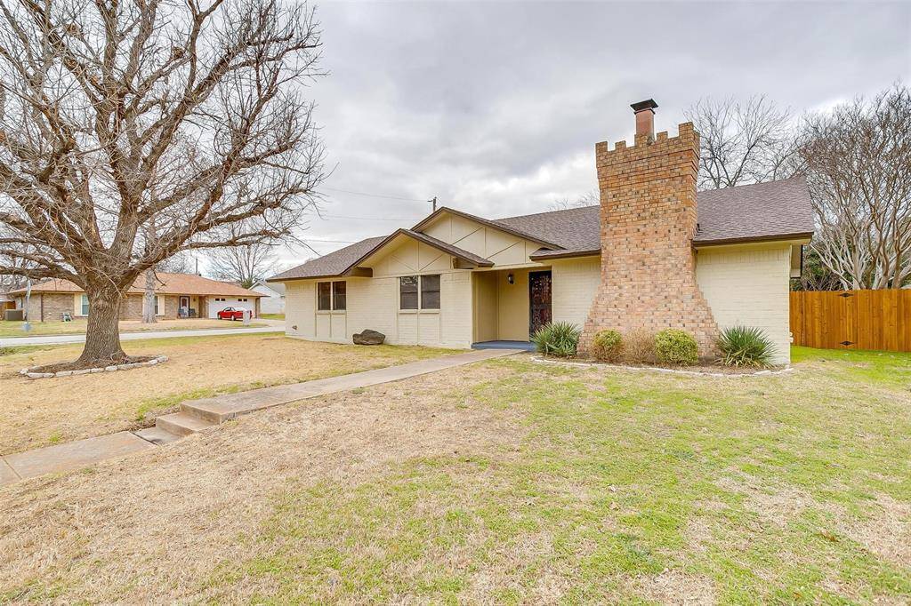 Benbrook, TX 76126,1201 Juniper Lane