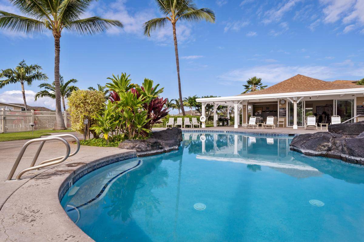 Kailua-kona, HI 96740,75-6060 KUAKINI HWY #G2