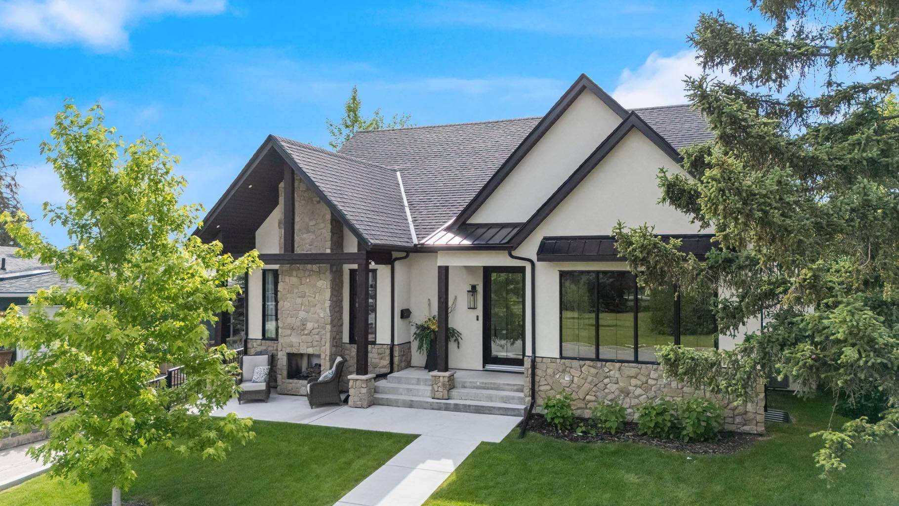 Calgary, AB T2S 1G1,9 Stanley CRES SW