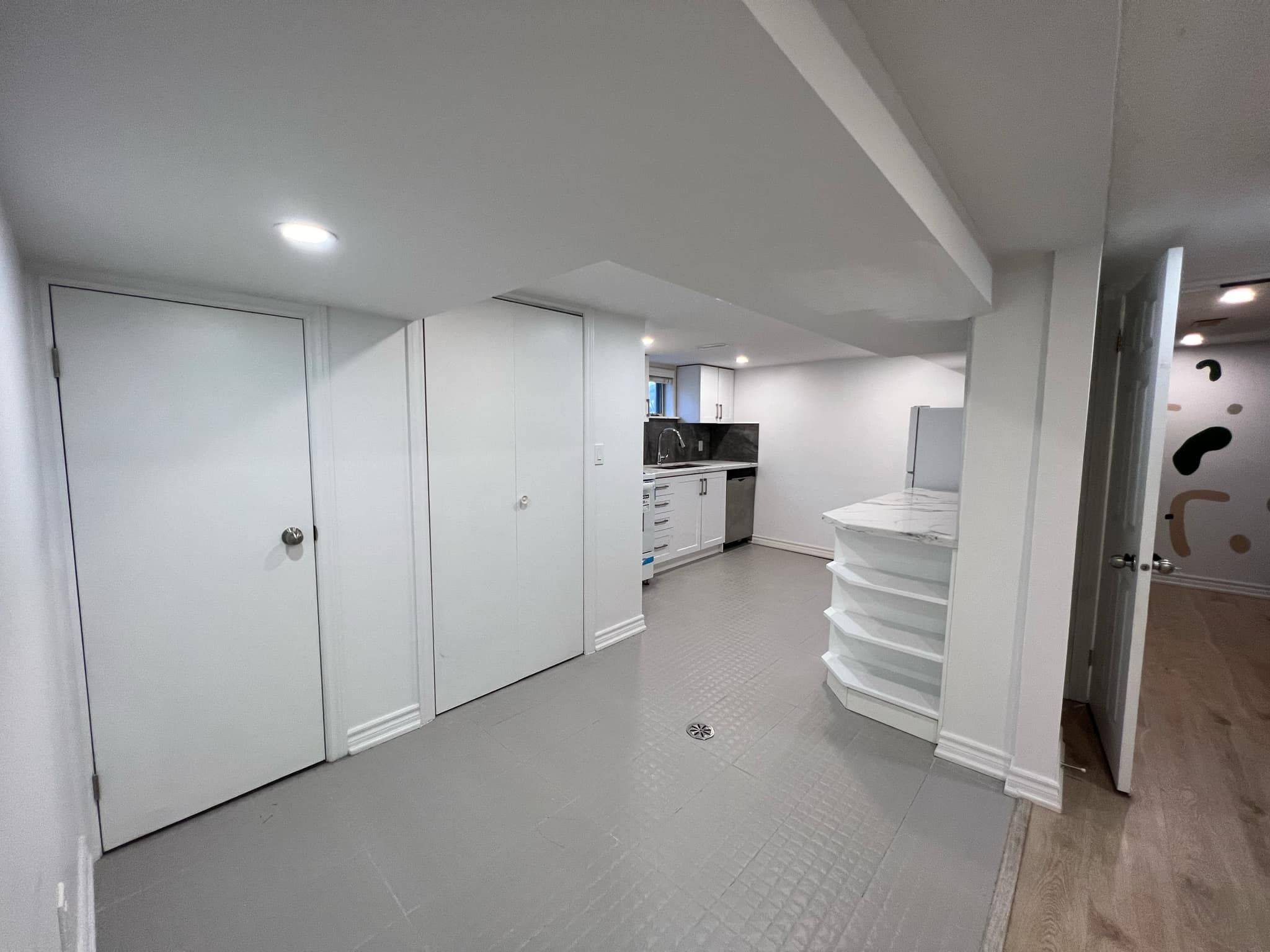 Toronto W07, ON M8Z 4M3,46 Rothsay AVE #(LOWER LEVEL)