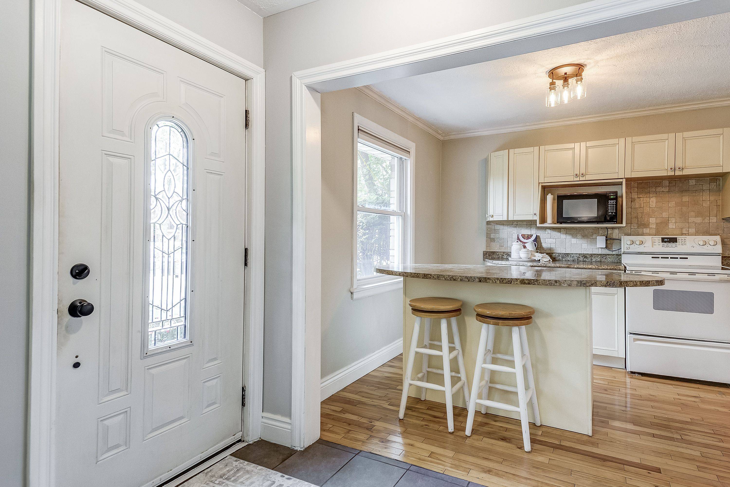 Burlington, ON L7P 1E1,1216 De Quincy CRES