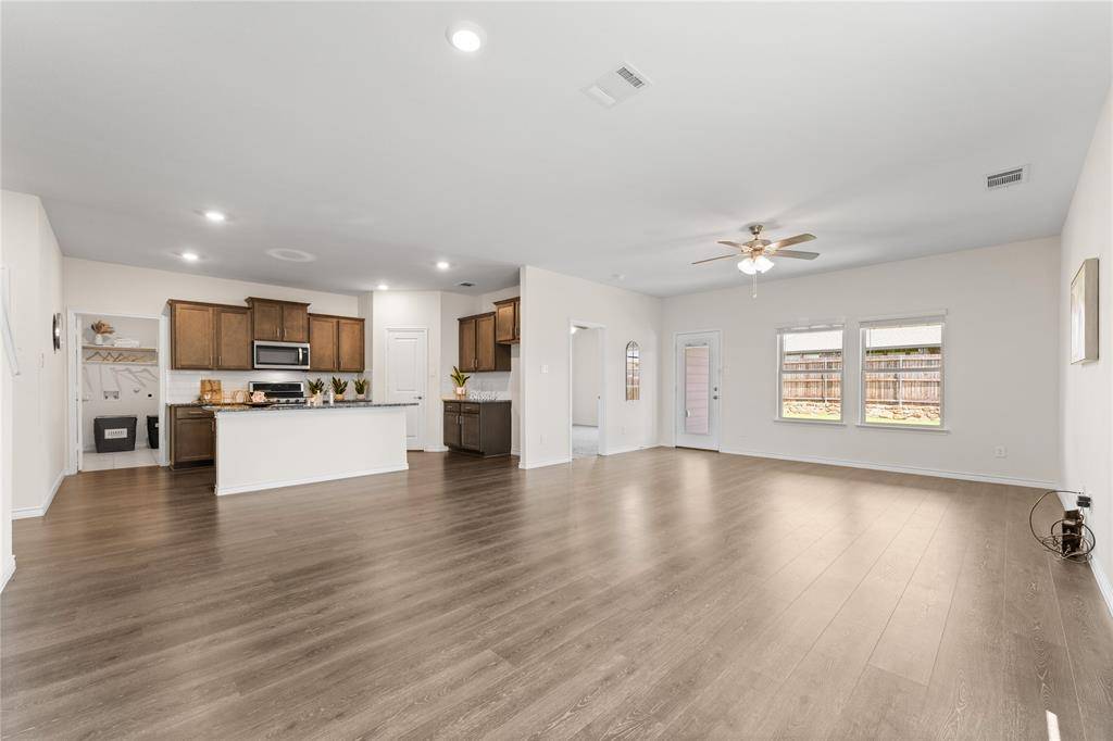 Princeton, TX 75407,706 Willow View Way