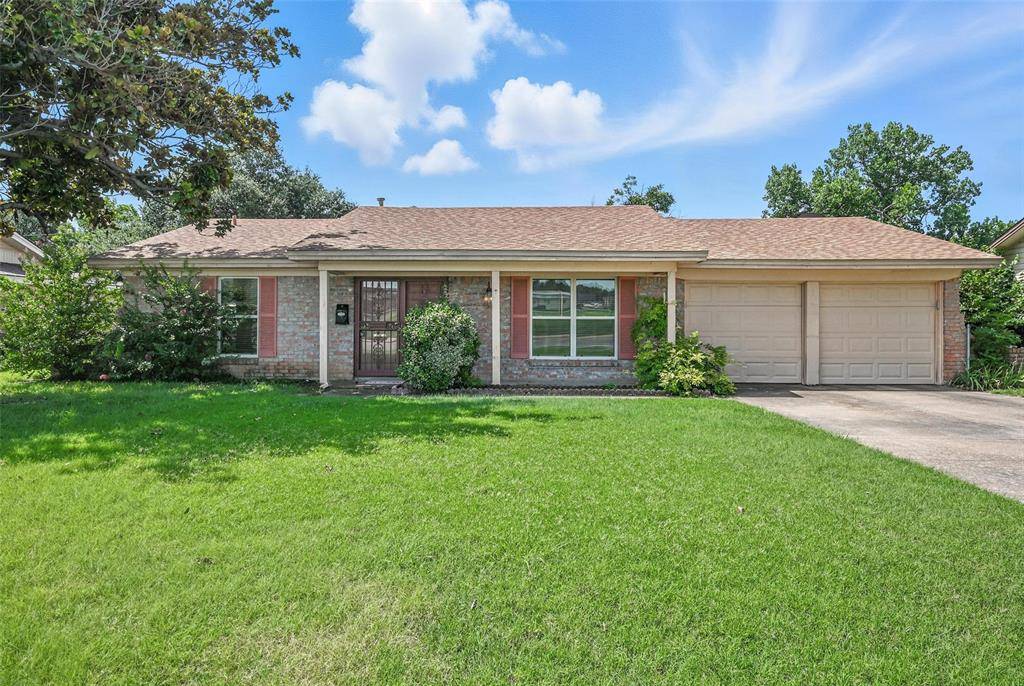 Benbrook, TX 76116,8109 Chapin Road