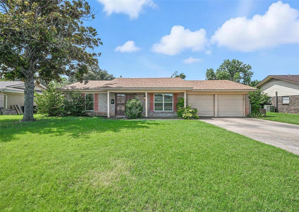 Benbrook, TX 76116,8109 Chapin Road