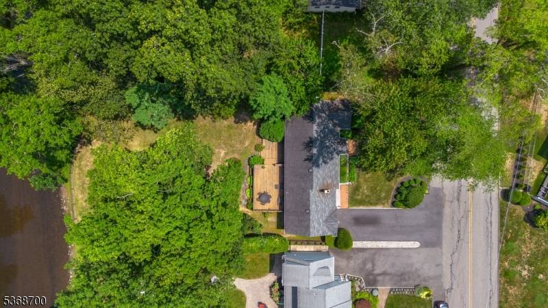 Denville Twp., NJ 07834,60 Riverside Dr