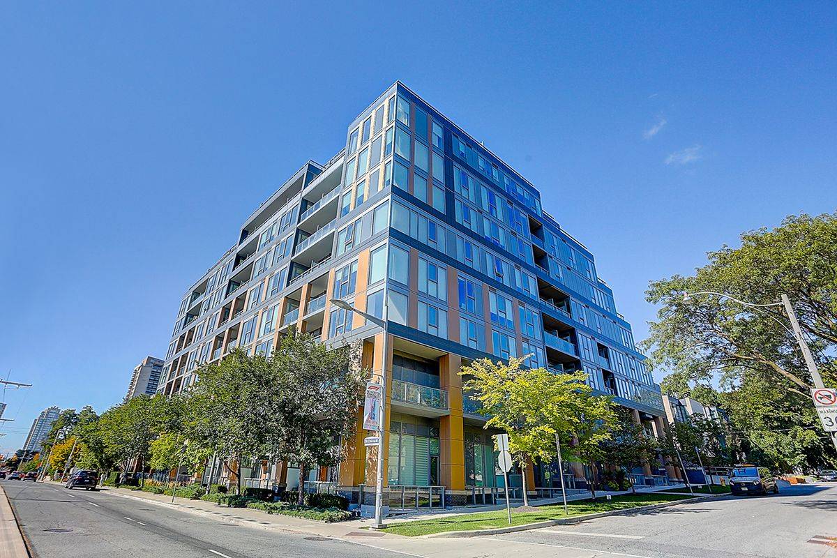 Toronto C02, ON M4V 0A3,6 Parkwood AVE #TH107