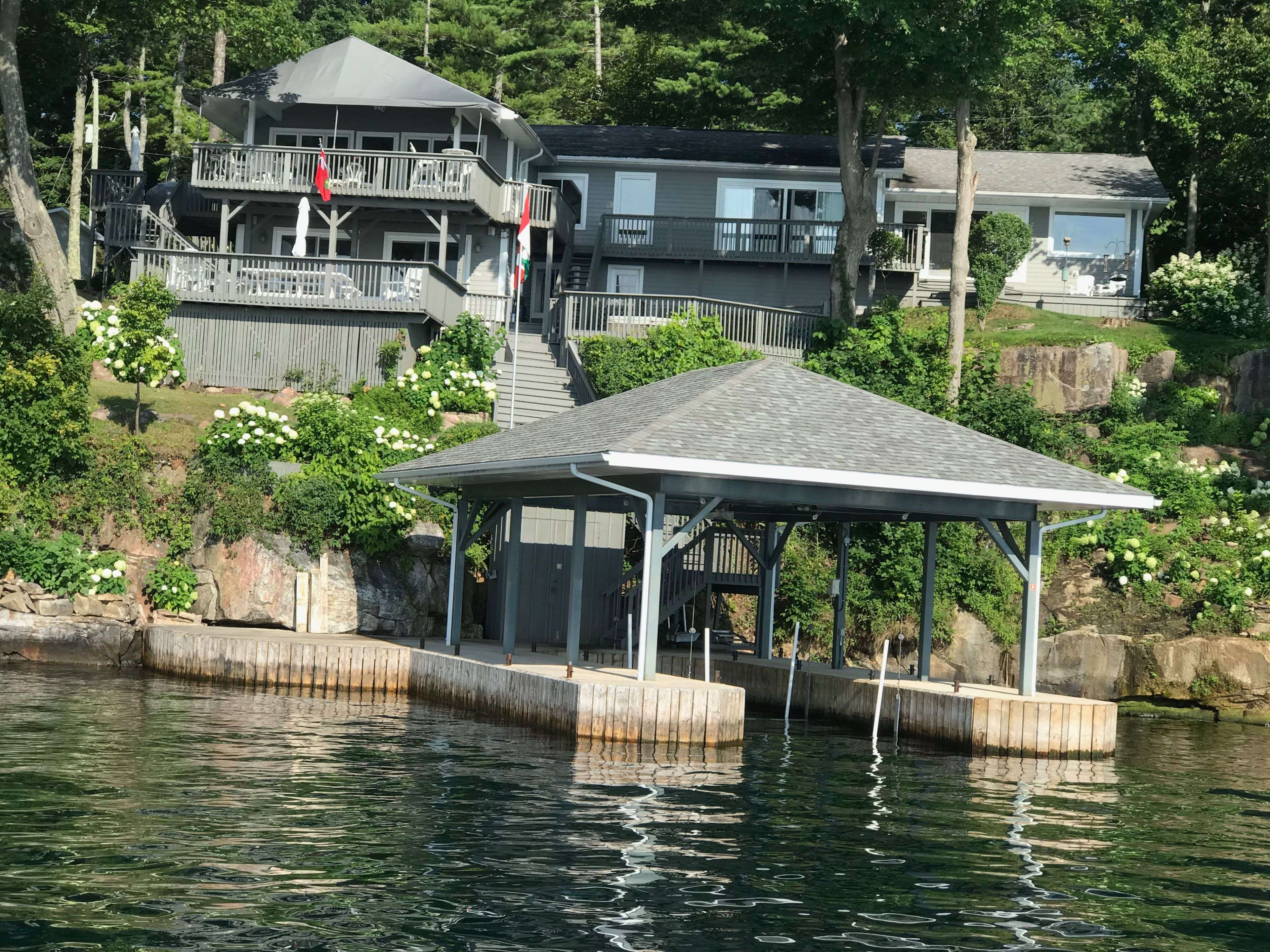 35 Riverview DR, Leeds And The Thousand Islands, ON K0E 1V0