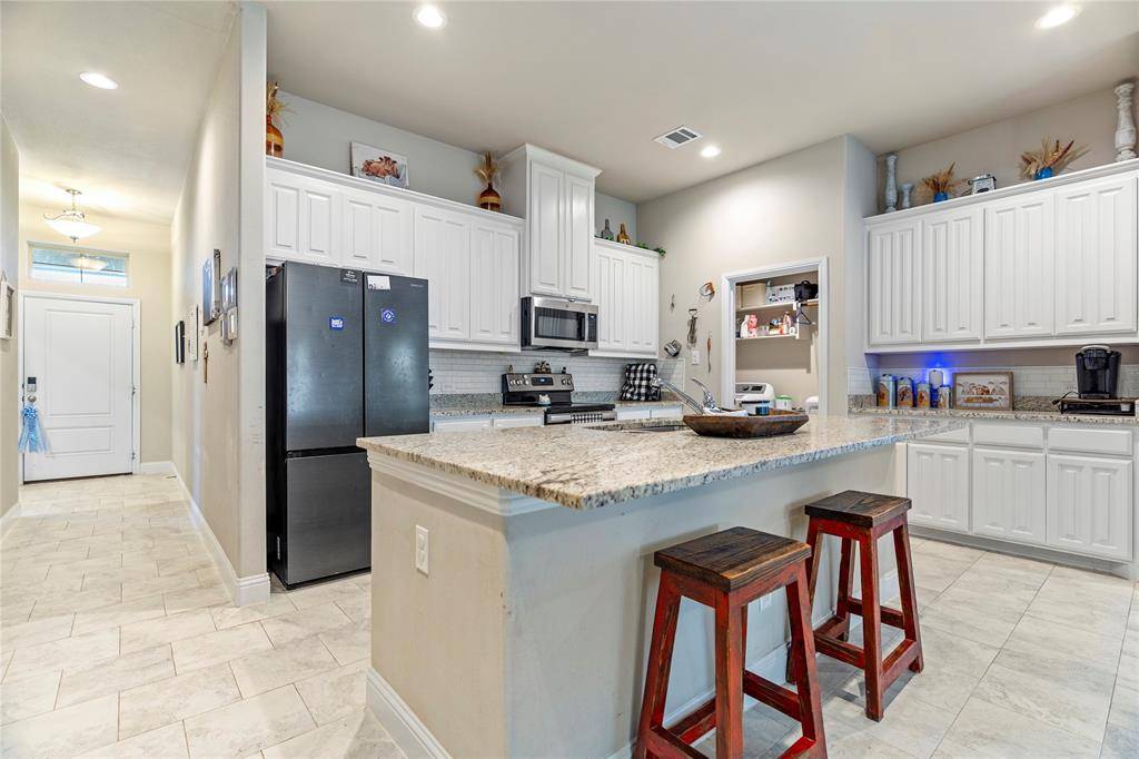 Hillsboro, TX 76645,206 Hubbard Street