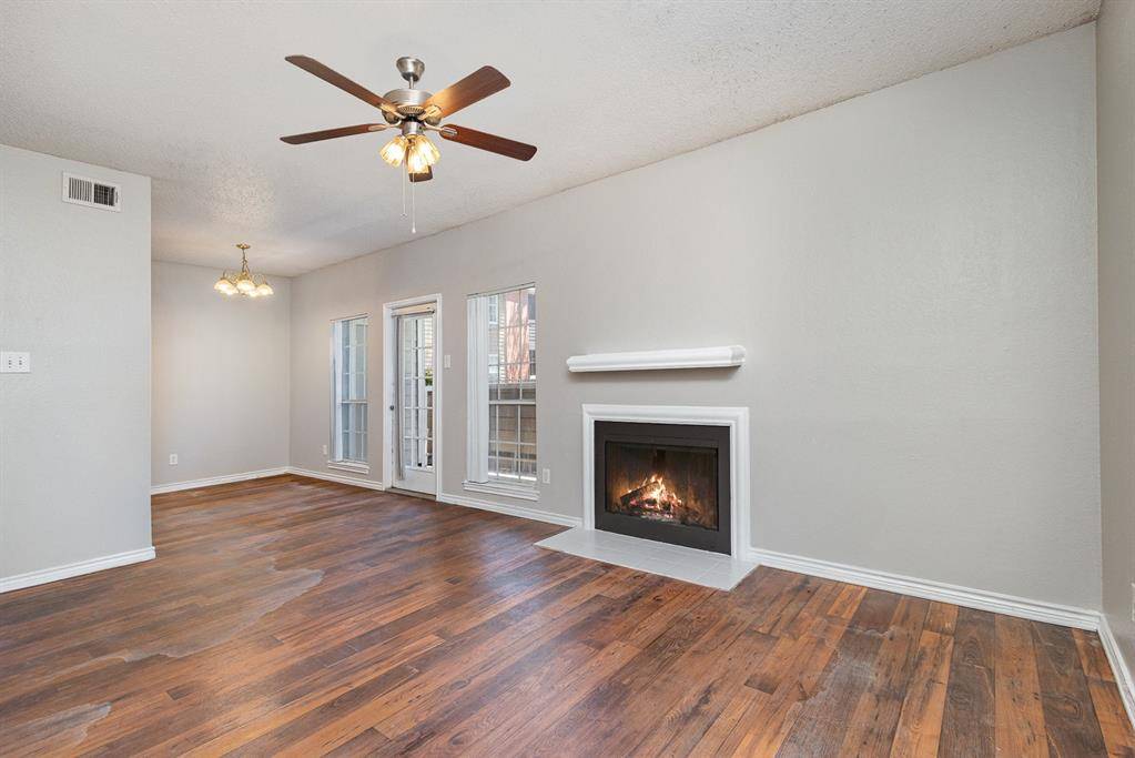 Irving, TX 75062,3641 W Northgate Drive #105