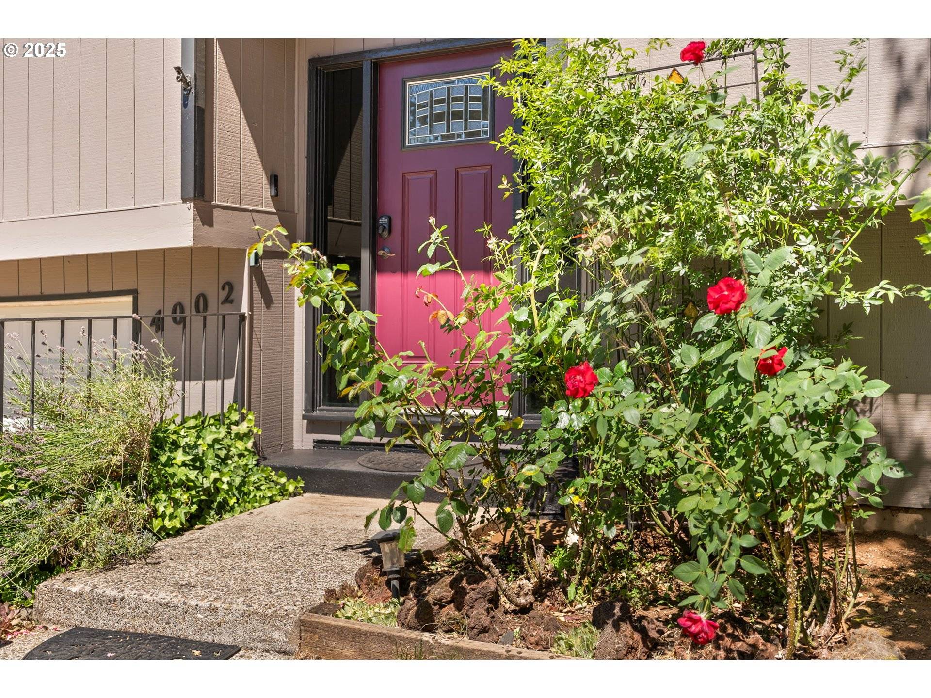 Salem, OR 97302,4002 ALDERBROOK AVE SE