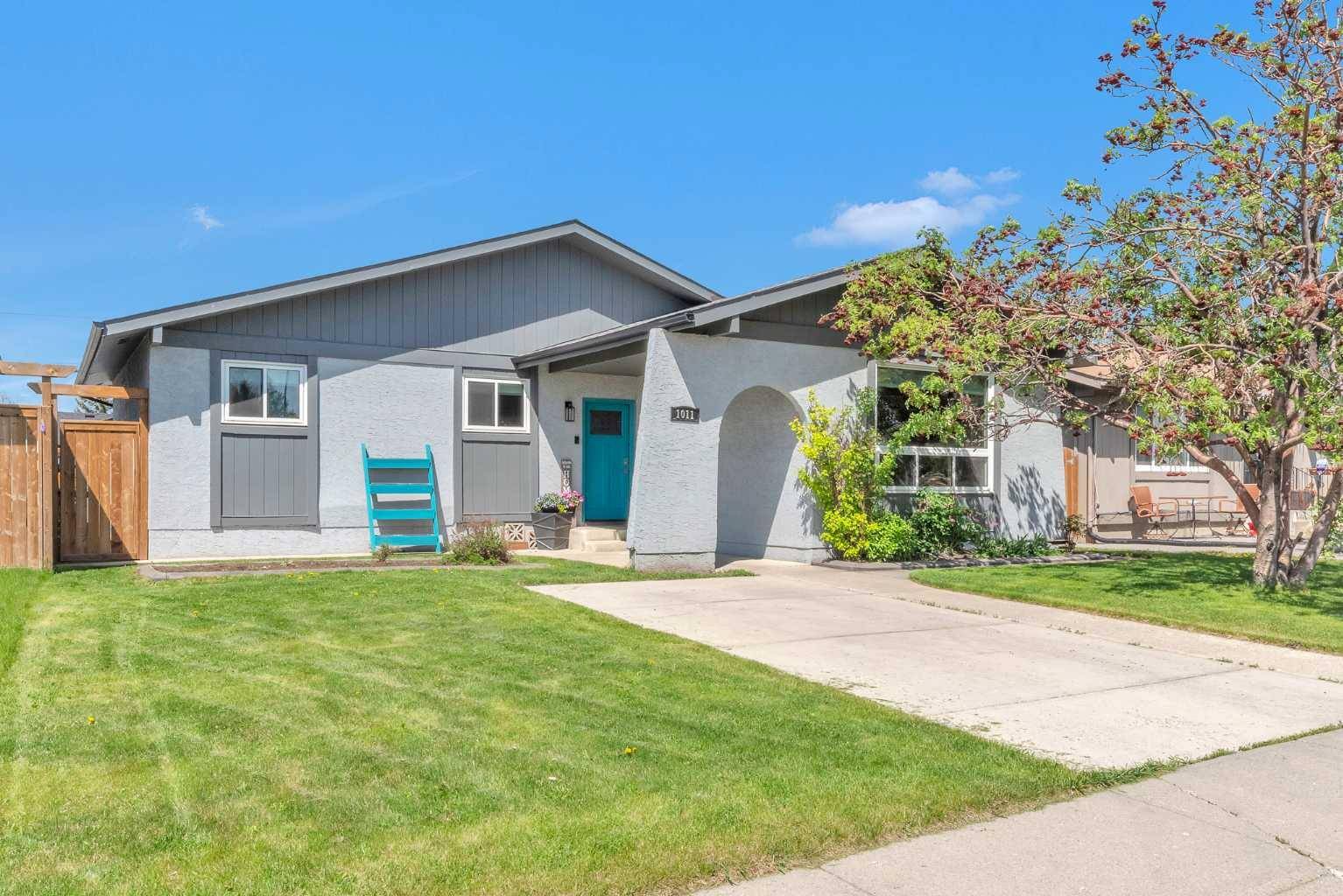 Calgary, AB T2A 5K5,1011 Maitland WAY NE