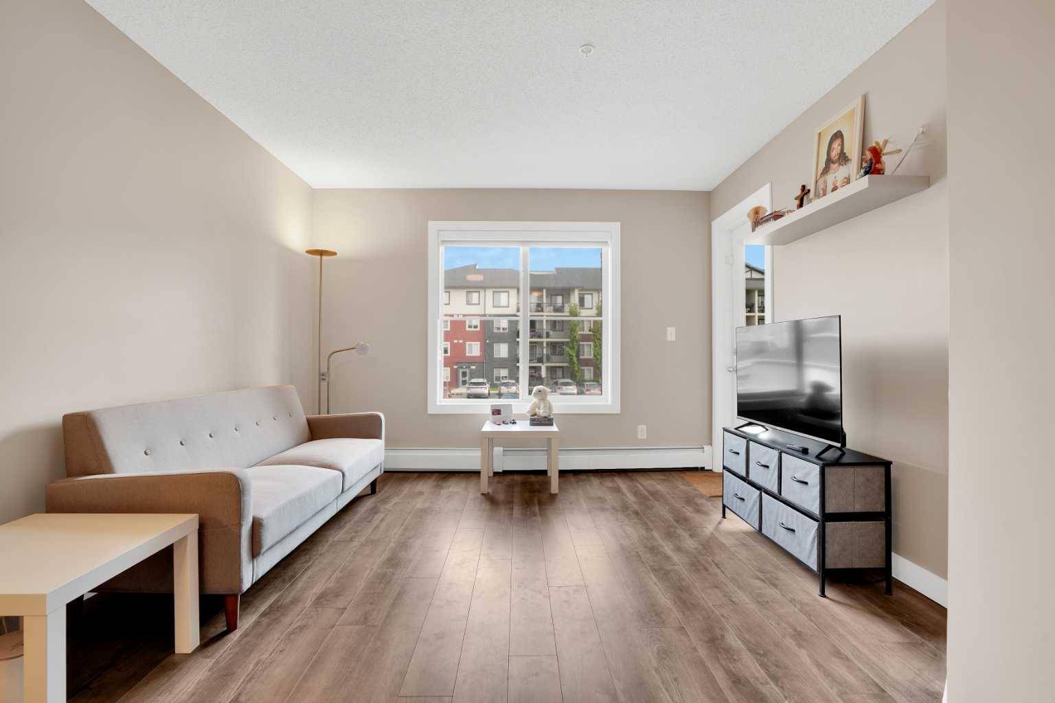 Calgary, AB T2X 2B9,81 Legacy BLVD SE #1205
