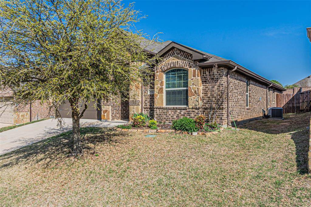 Weatherford, TX 76087,932 Deer Valley Drive