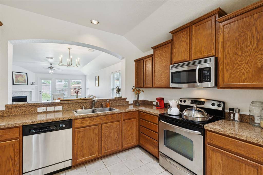 Little Elm, TX 75068,913 Lovebird Lane