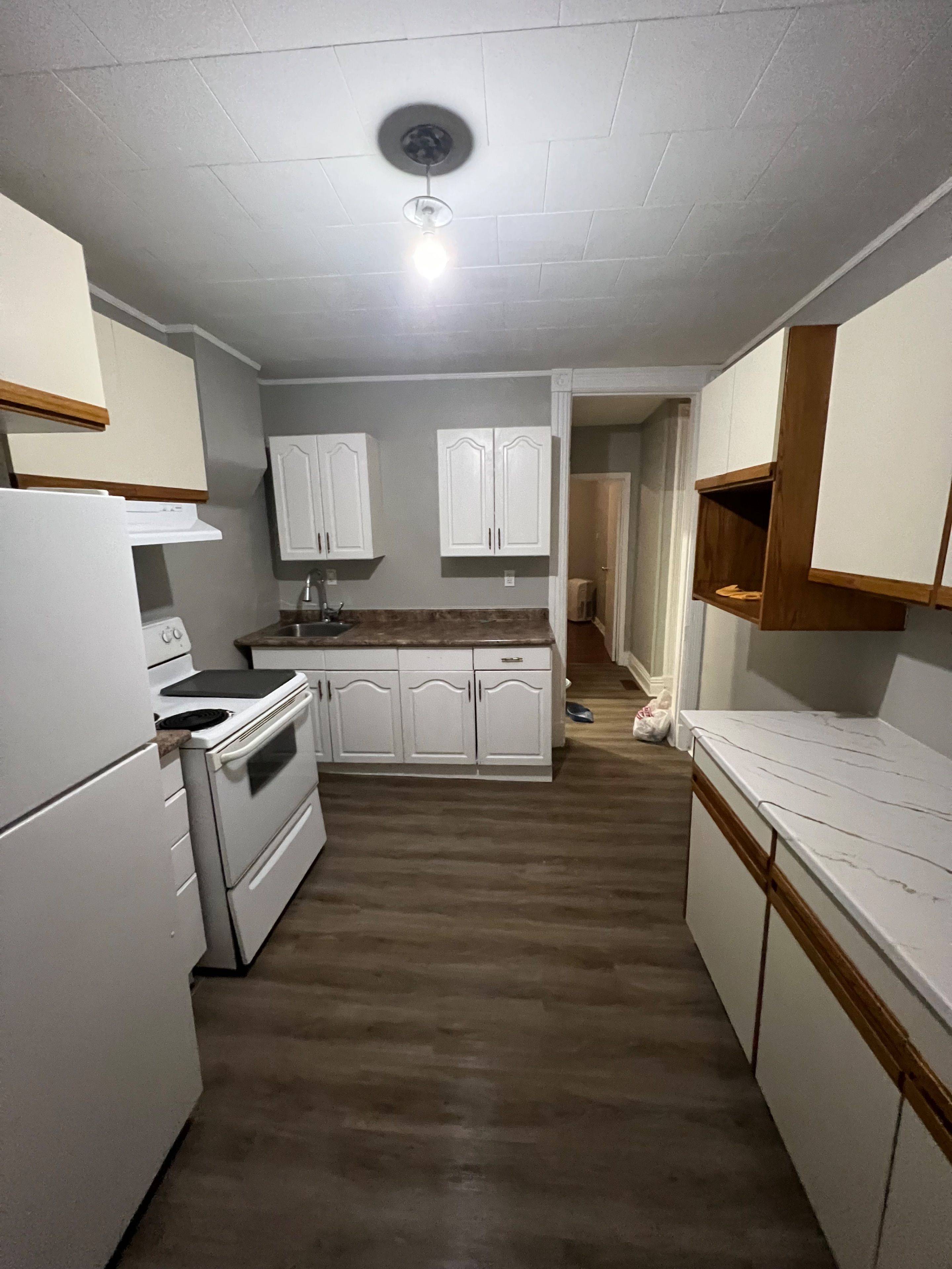 Peterborough Central, ON K9J 5C8,157 Rutherford AVE #Upper