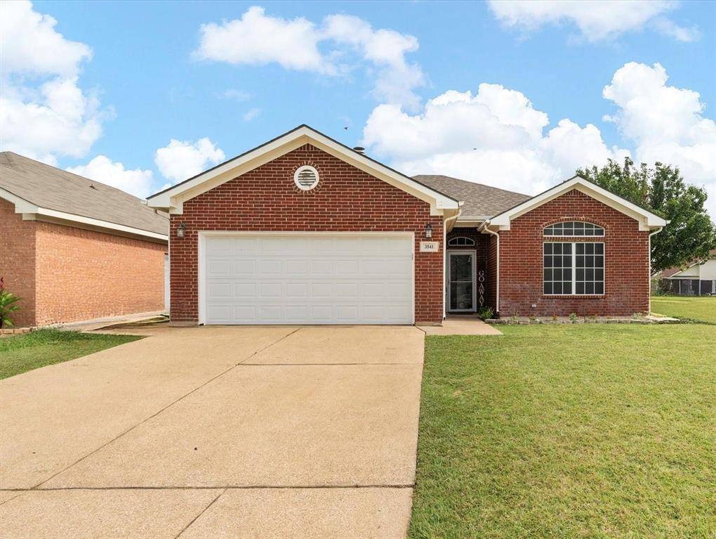 Fort Worth, TX 76262,3541 Lasso Road