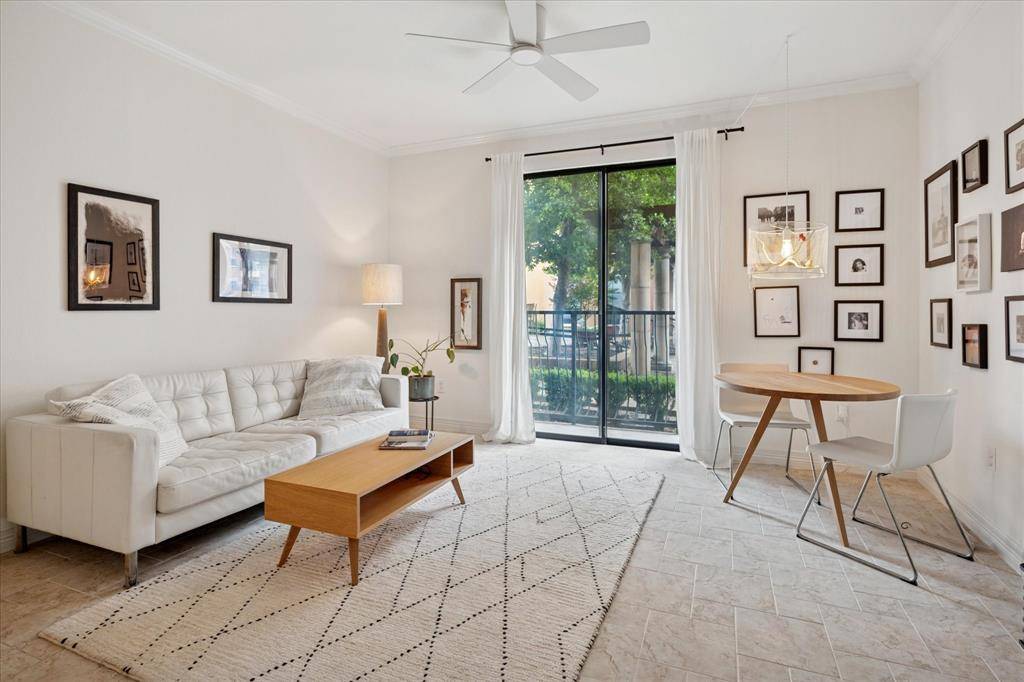 Dallas, TX 75225,8616 Turtle Creek Boulevard #200