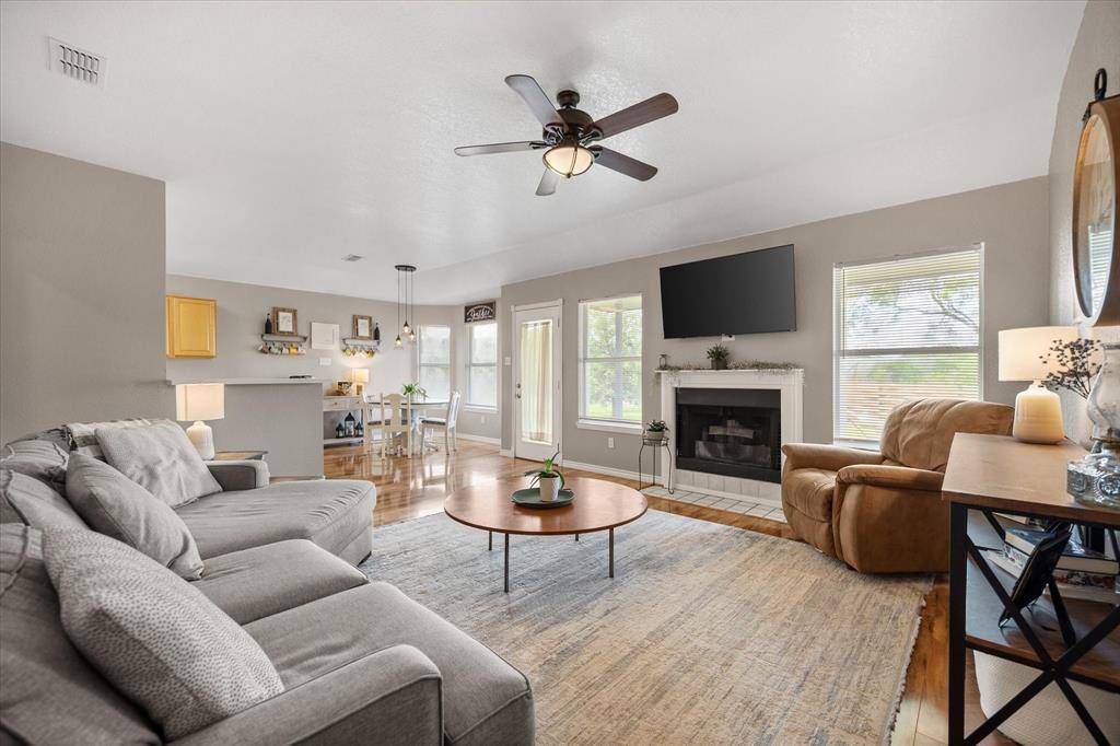 Keene, TX 76031,610 Pine Bluff Street