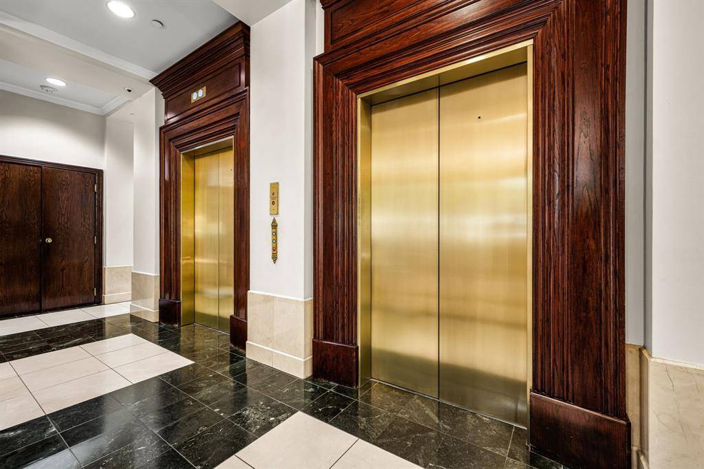 Dallas, TX 75225,8181 Douglas Avenue #800