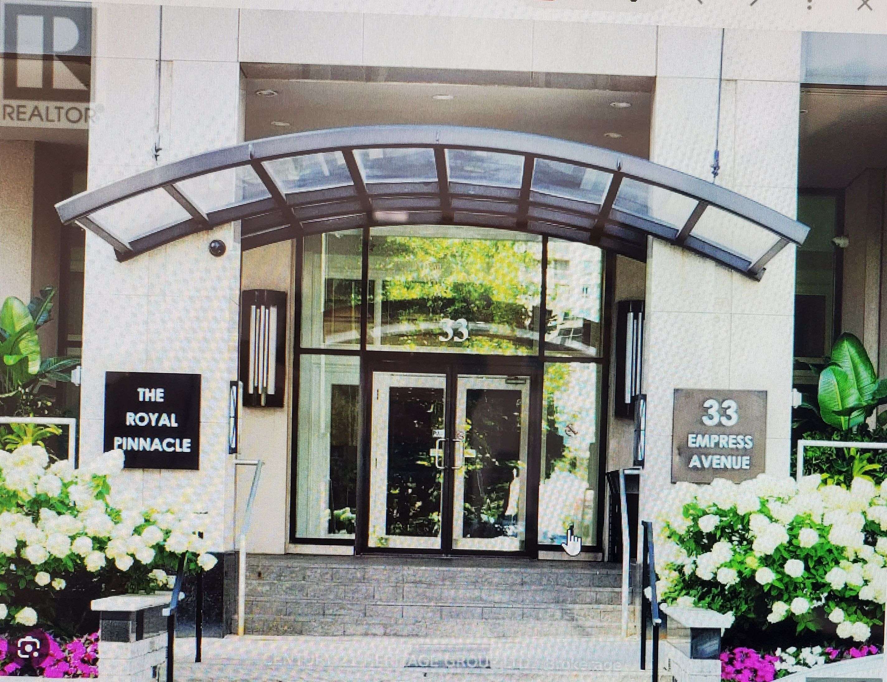 Toronto C14, ON M2N 3T2,33 Empress AVE #3012