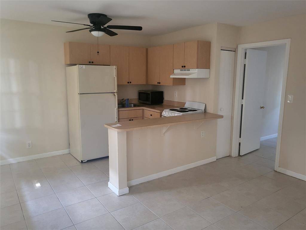 Oakland Park, FL 33334,5192 NE 6TH AV #804