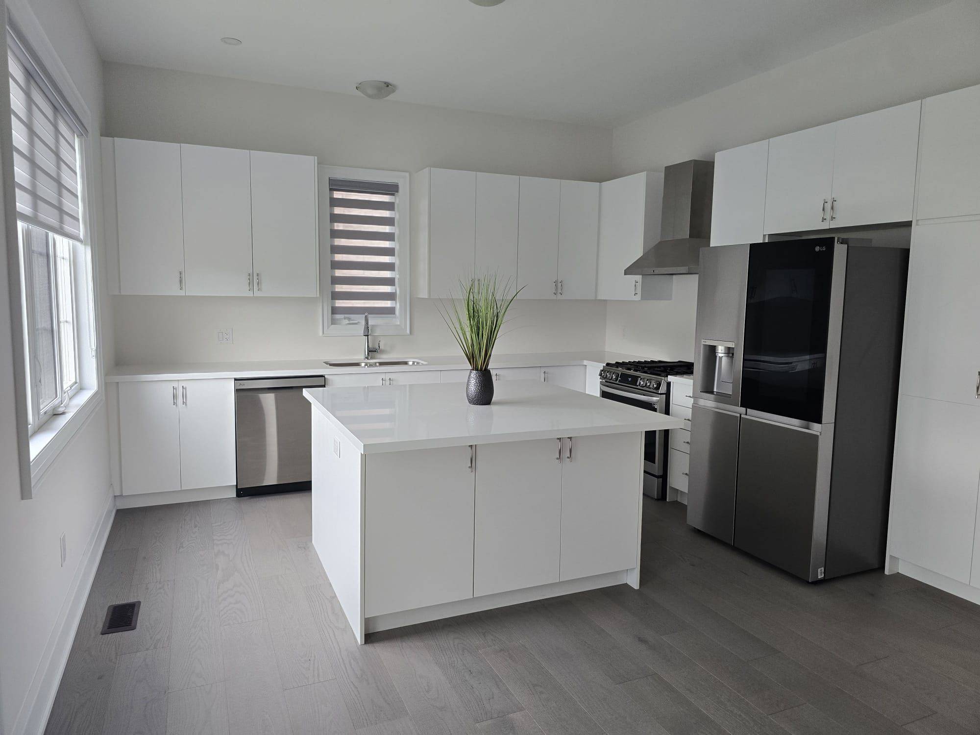 Hamilton, ON L8B 1Z6,18 Cattail CRES