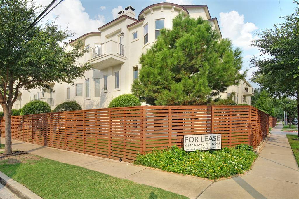 Dallas, TX 75219,4111 Rawlins Street #102