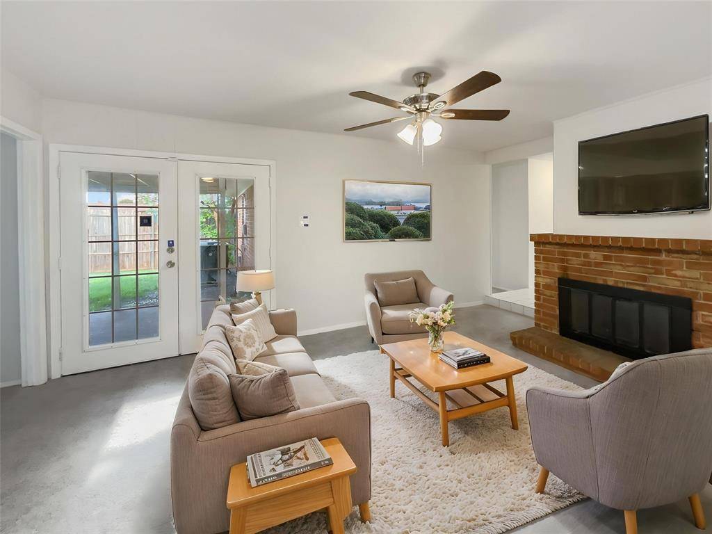 Farmers Branch, TX 75234,2717 Moonriver Lane