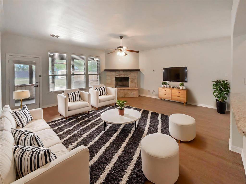 Little Elm, TX 75068,1005 Lake Hollow Drive
