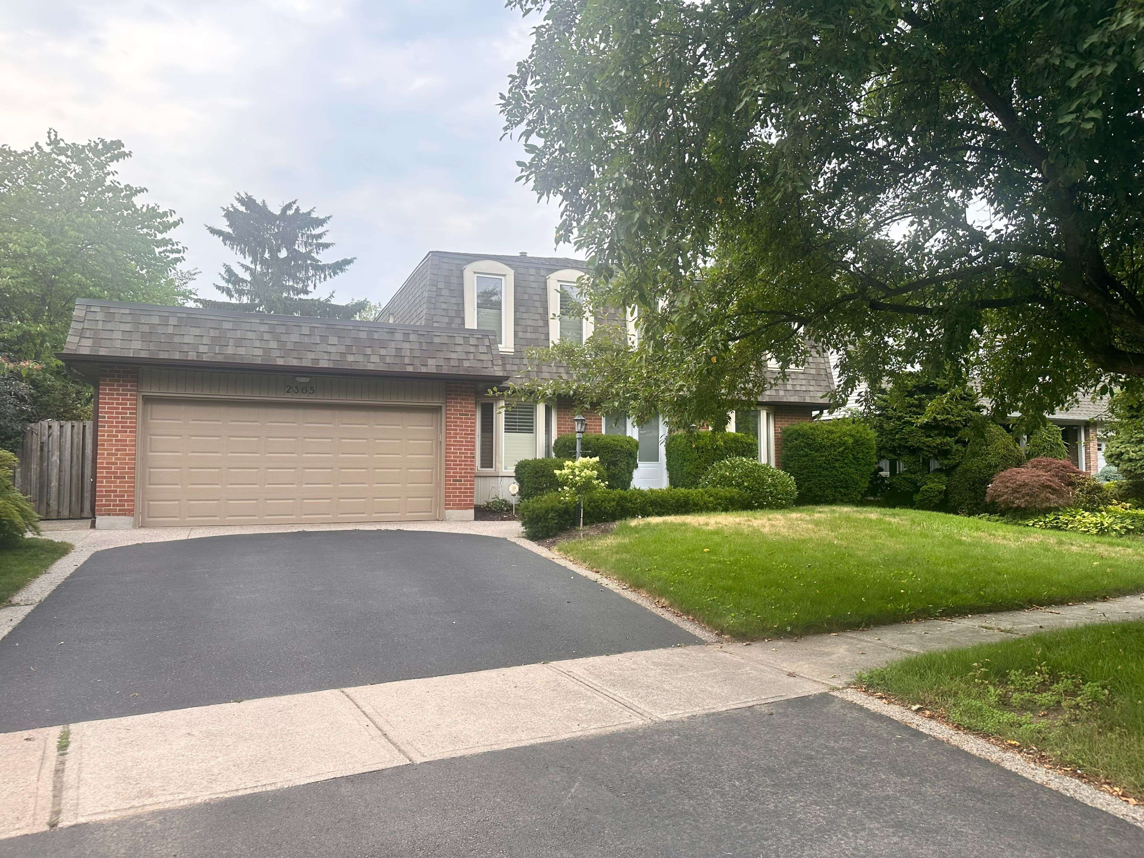 Oakville, ON L6J 5V9,2365 Baccaro RD
