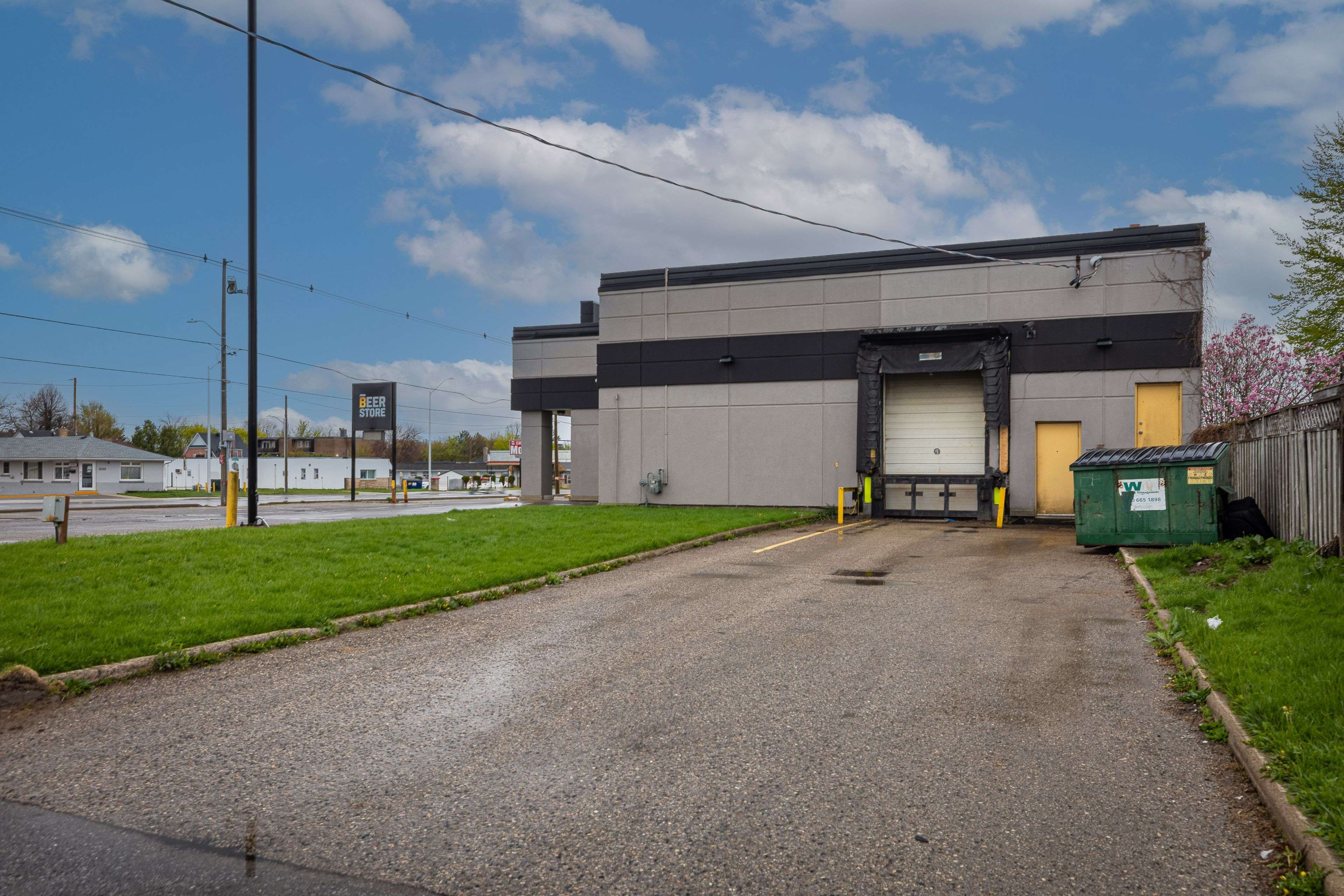 London East, ON N5W 3C2,1600 Dundas ST
